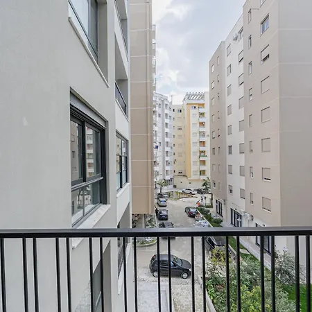 Cozy 1 Bedroom 2 Steps From The Promenade * Vlorë